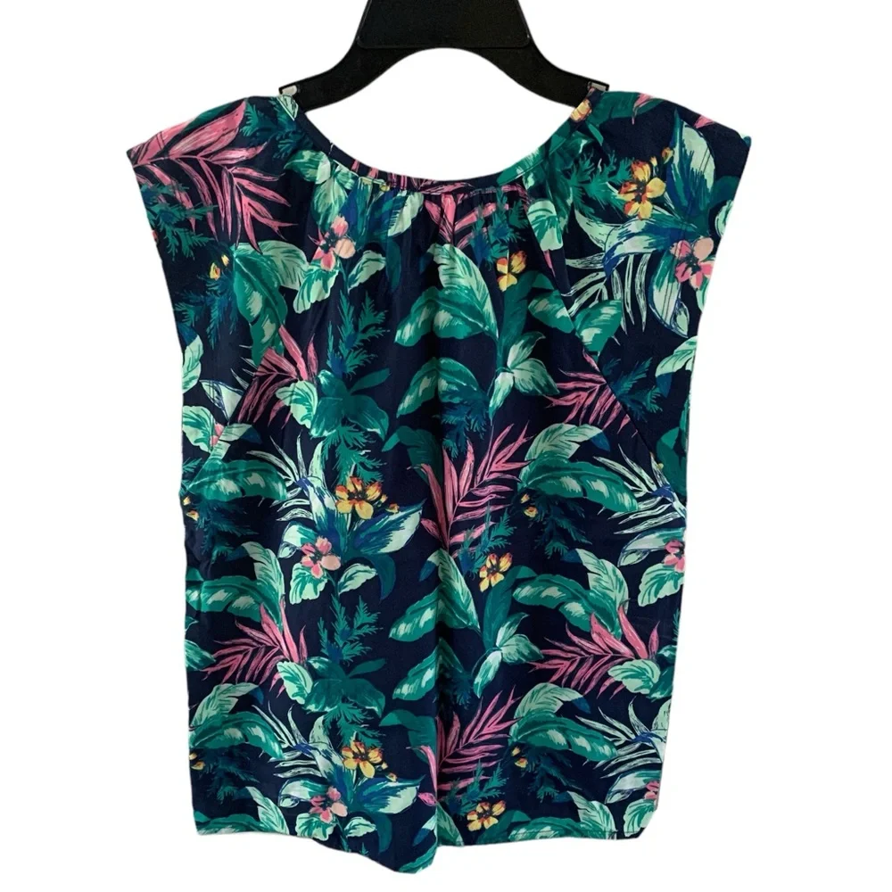 Botanical Flutter Sleeve Shell⭐️ - Picture 2 of 4